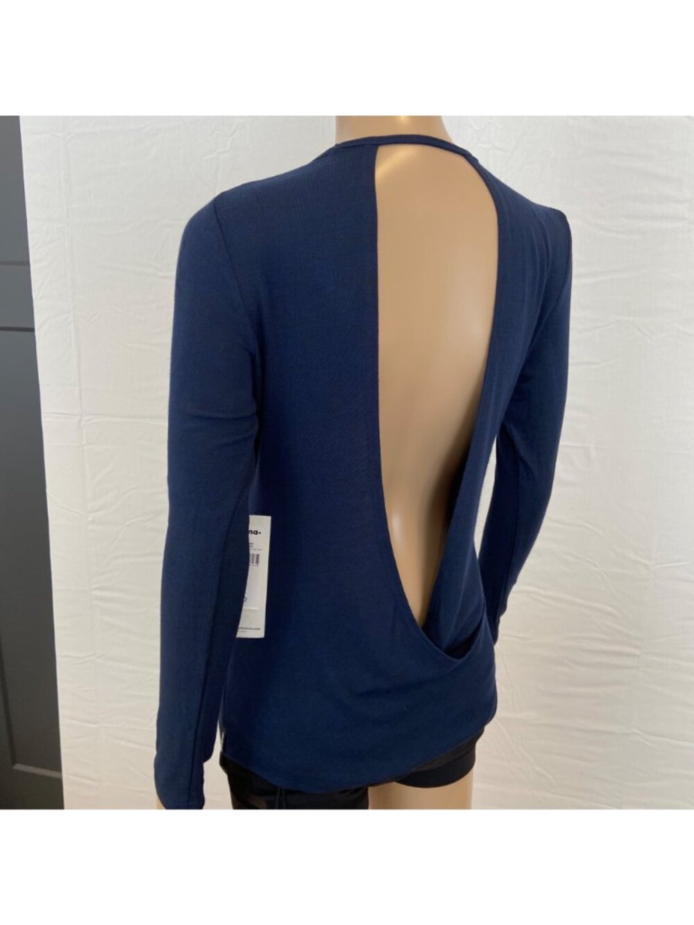 Womens Navy Open-Back Long Sleeve Top S Karma Stretchy Fabric Casual Fit Round N